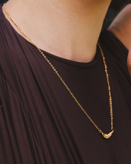 OLA NECKLACE